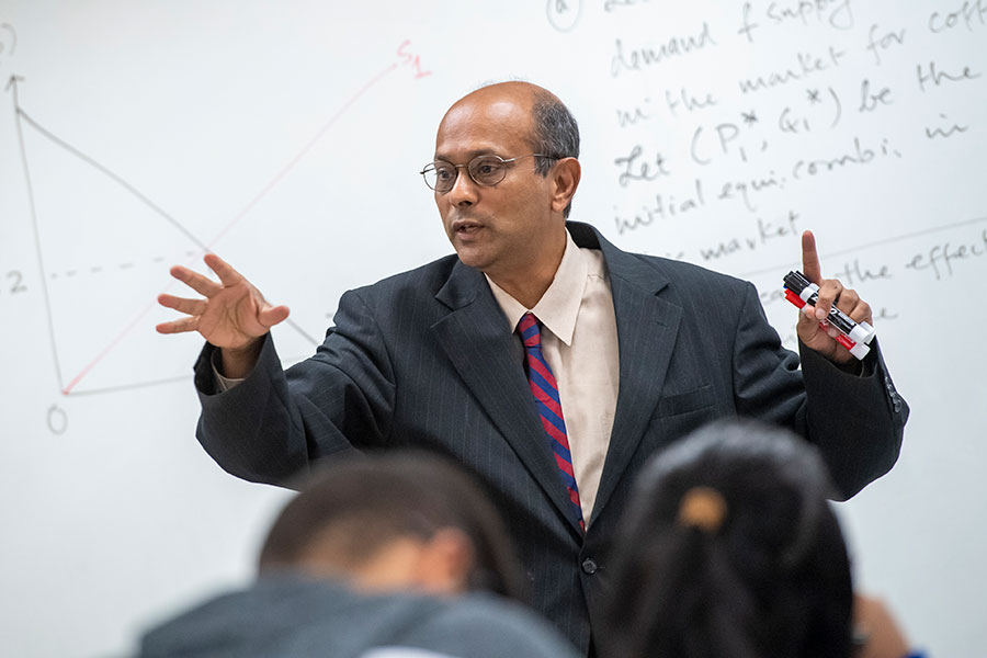 Dr. Shailendra Gajanan