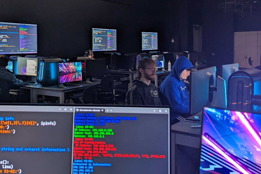 Students and computers in a lab